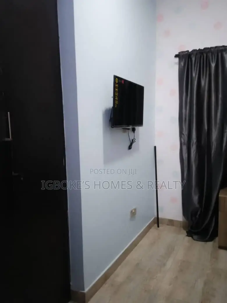 Furnished 4bdrm Duplex in Ikota for rent in Ikota