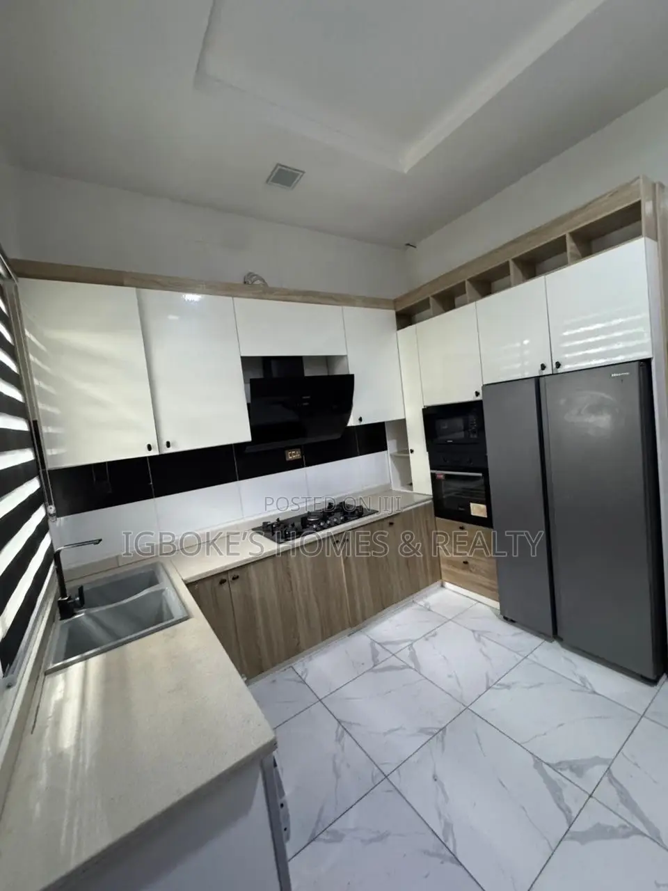 Furnished 3bdrm Duplex in Ikota for rent in Ikota