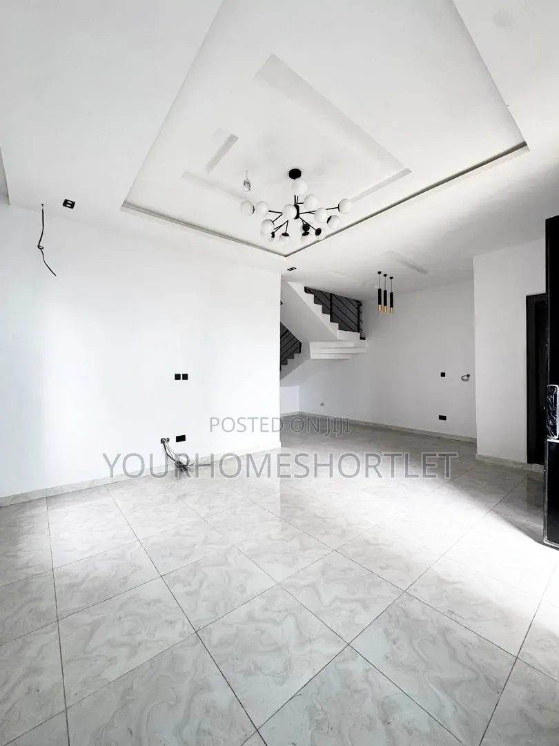 4 Bedroom Semi-Detached Duplex With a Bq in Thomas Estate