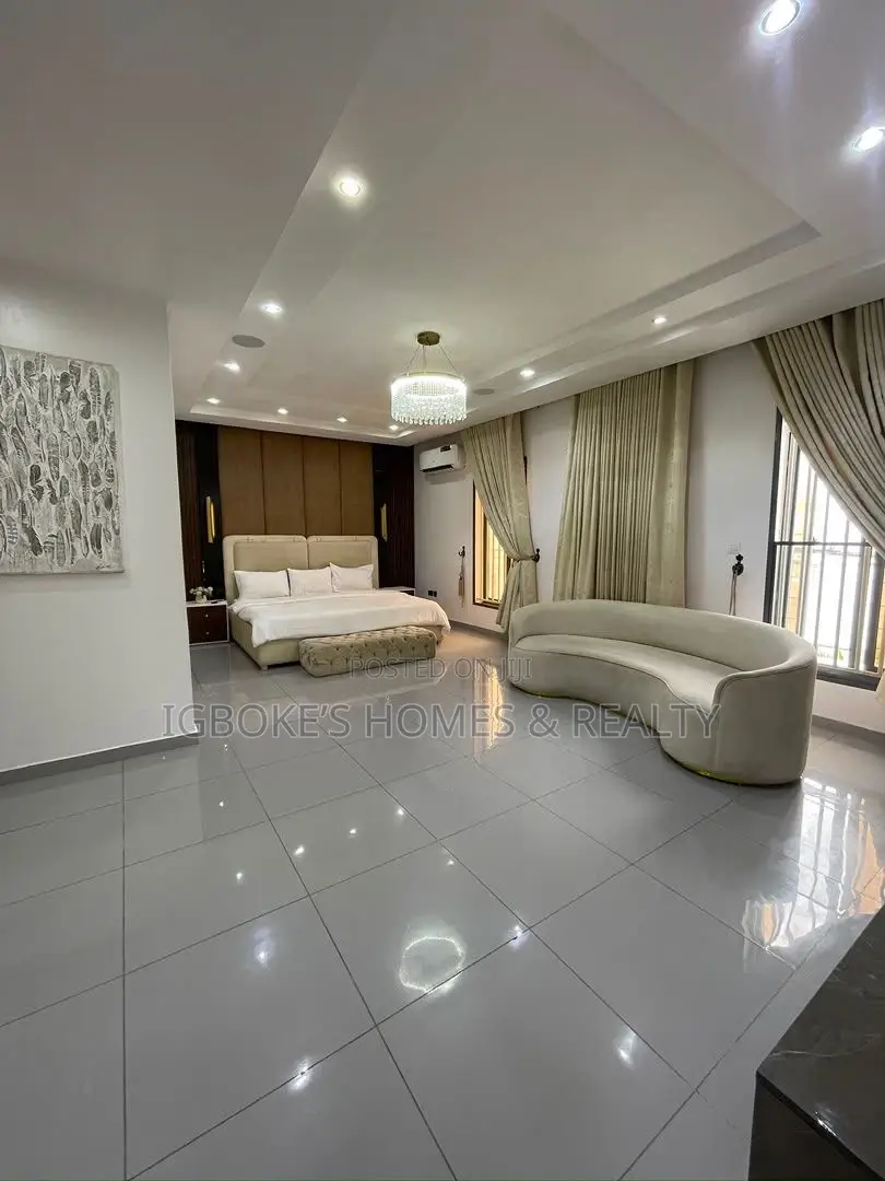 Furnished 4bdrm Duplex in Lekki Phase 1 for rent in Lekki Phase 1