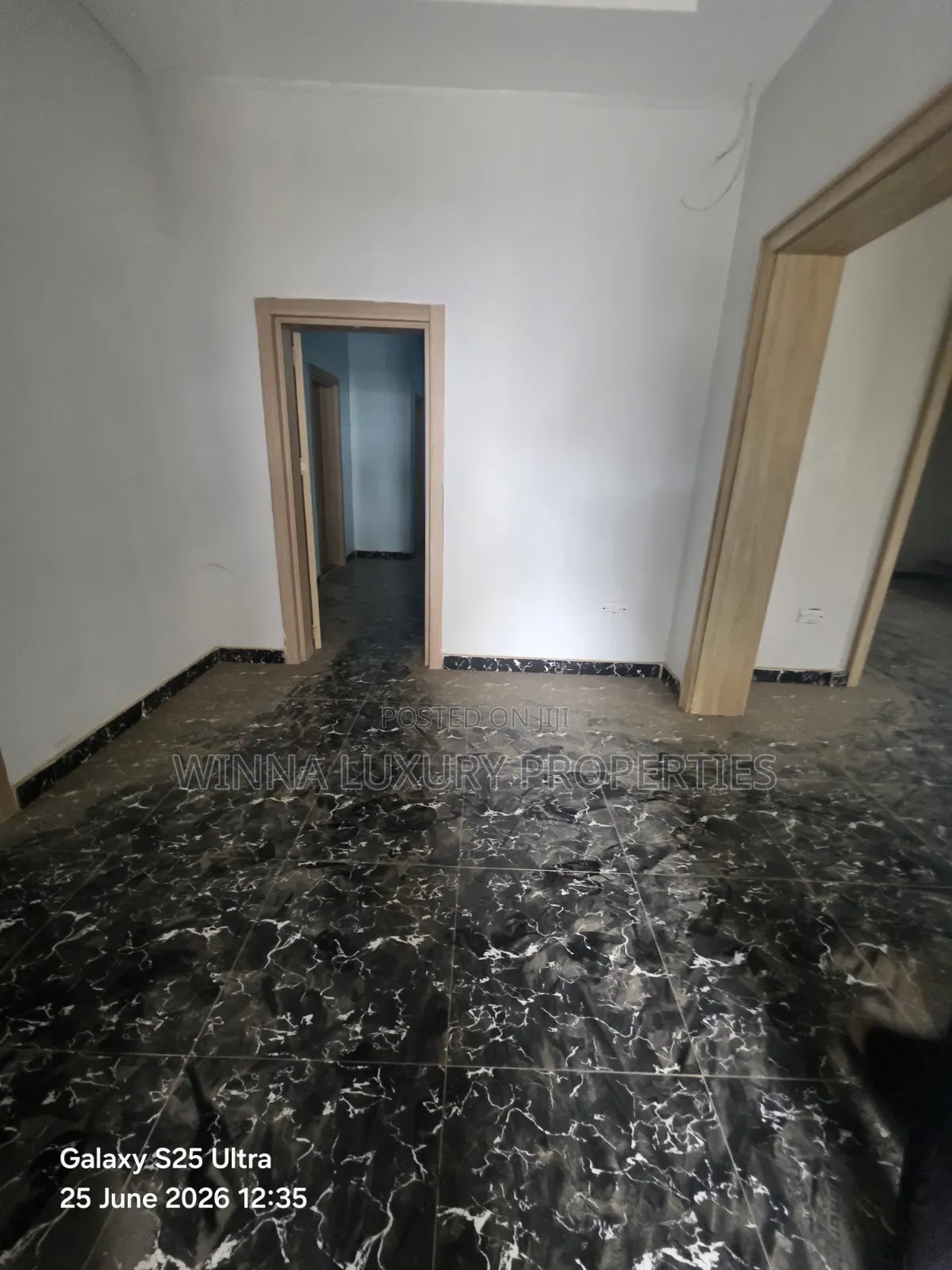 7bdrm Duplex in Pyakasa Axis, Lugbe District for rent in Lugbe District