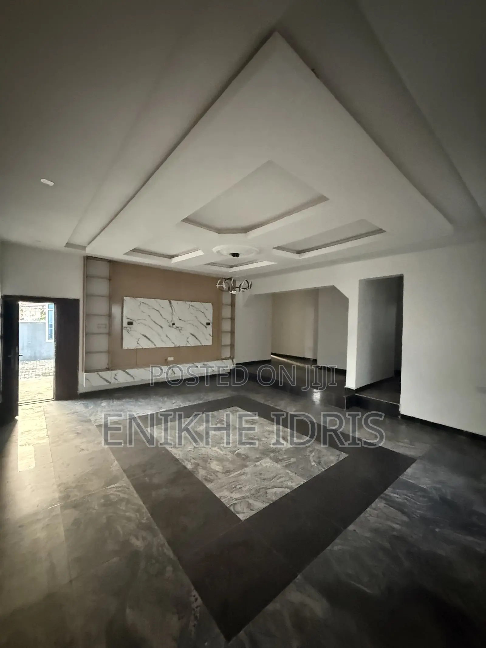 3bdrm Bungalow in Shimex, Lugbe District for sale in Lugbe District