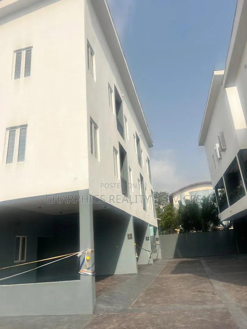 Furnished 4bdrm Duplex in Adeniyi Jones for rent in Adeniyi Jones