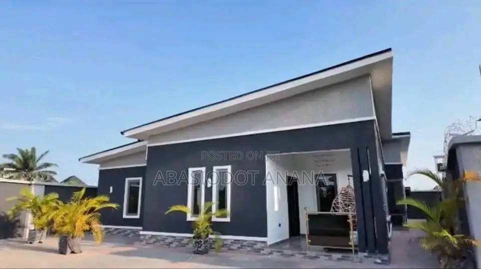 Furnished 4bdrm Bungalow in Osongoma Estate, Uyo for sale in Uyo