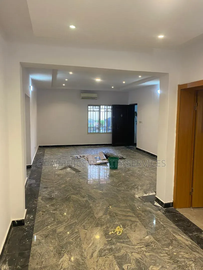 3bdrm Apartment in Lekki Phase 1 for rent in Lekki Phase 1