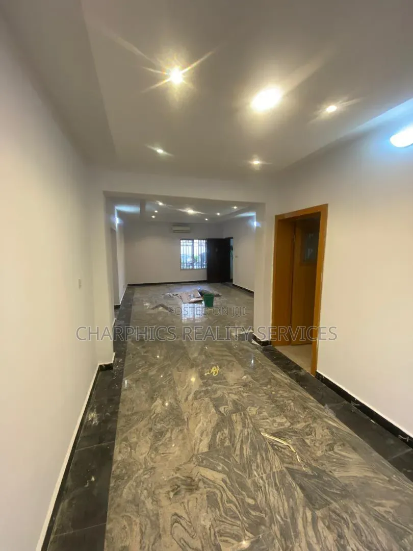 3bdrm Apartment in Lekki Phase 1 for rent in Lekki Phase 1