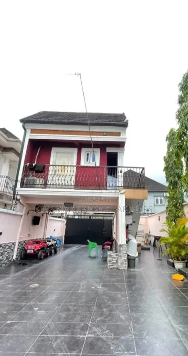6bdrm Duplex in Dr Peter Odili ,, Trans Amadi for sale in Trans Amadi