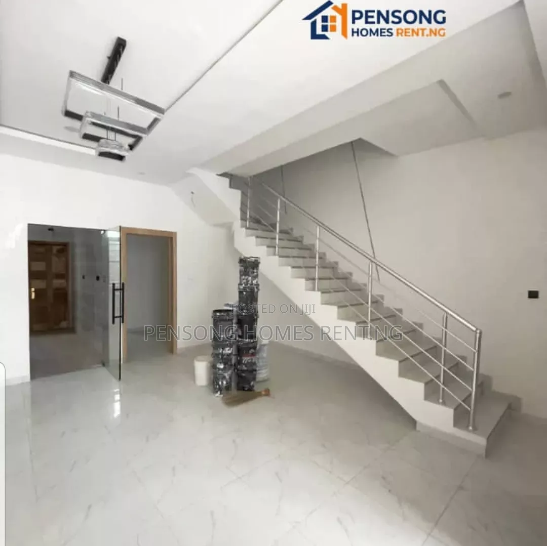 3bdrm Duplex in Chevron Tall Gate for rent in Chevron