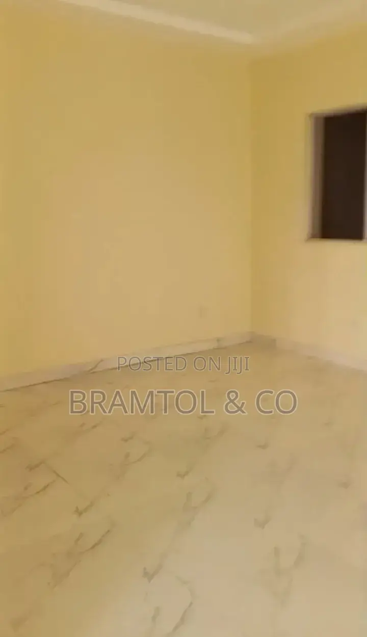 4bdrm Duplex in Zone B for rent in Zone B