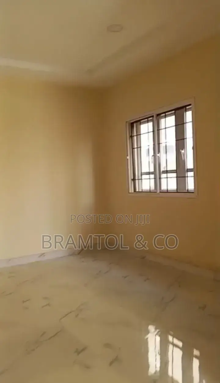 4bdrm Duplex in Zone B for rent in Zone B