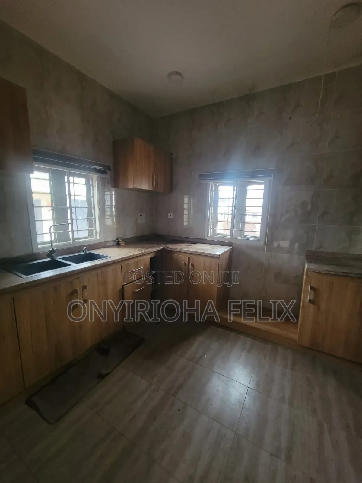 2bdrm Block of Flats in Lugbe Close To, Kiami for rent in Kiami