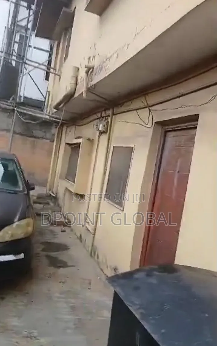 7bdrm Block of Flats in Not Estate, Dopemu for sale in Dopemu