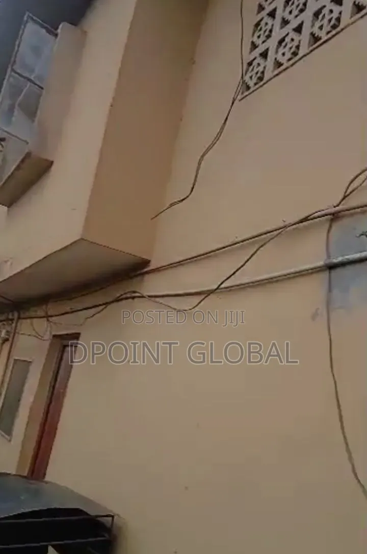 7bdrm Block of Flats in Not Estate, Dopemu for sale in Dopemu