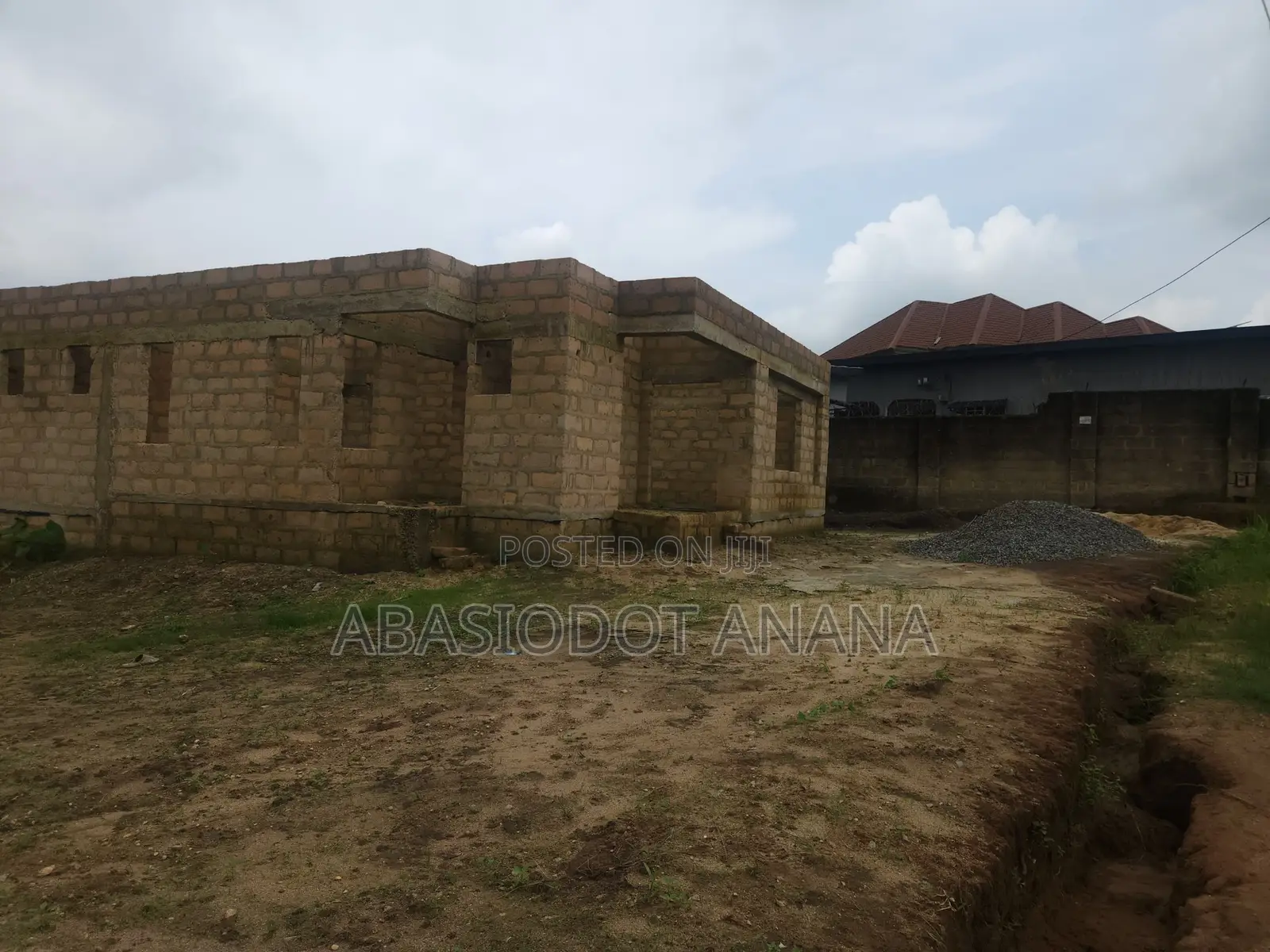 2bdrm Bungalow in Oron Road By Gifto, Uyo for sale in Uyo
