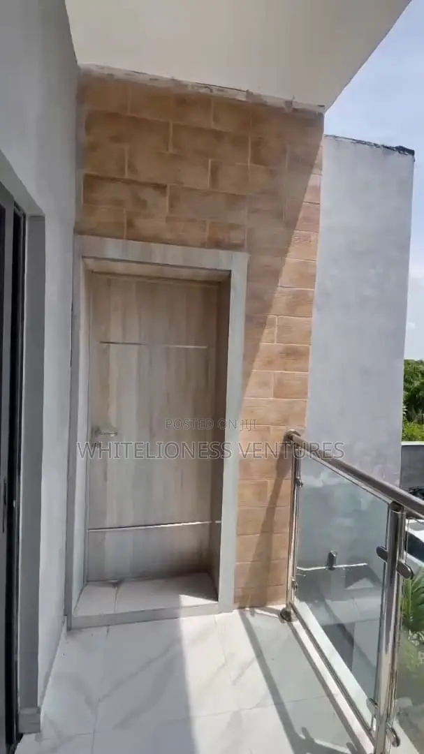Furnished 4bdrm Duplex in Fara Park, Sangotedo for sale in Sangotedo