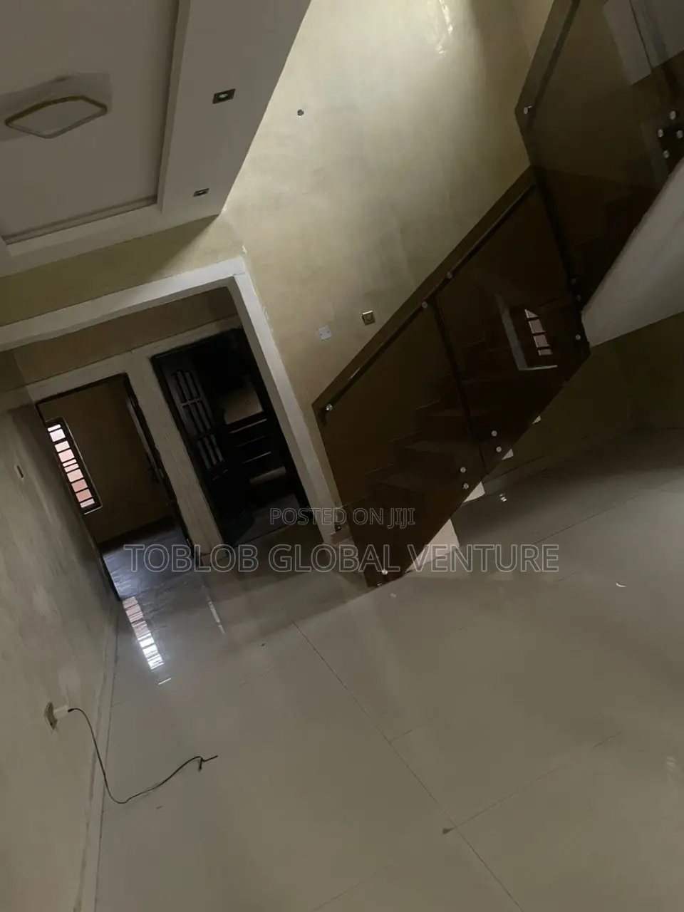 5bdrm Duplex in Heritage Estate, Oluyole for sale in Oluyole
