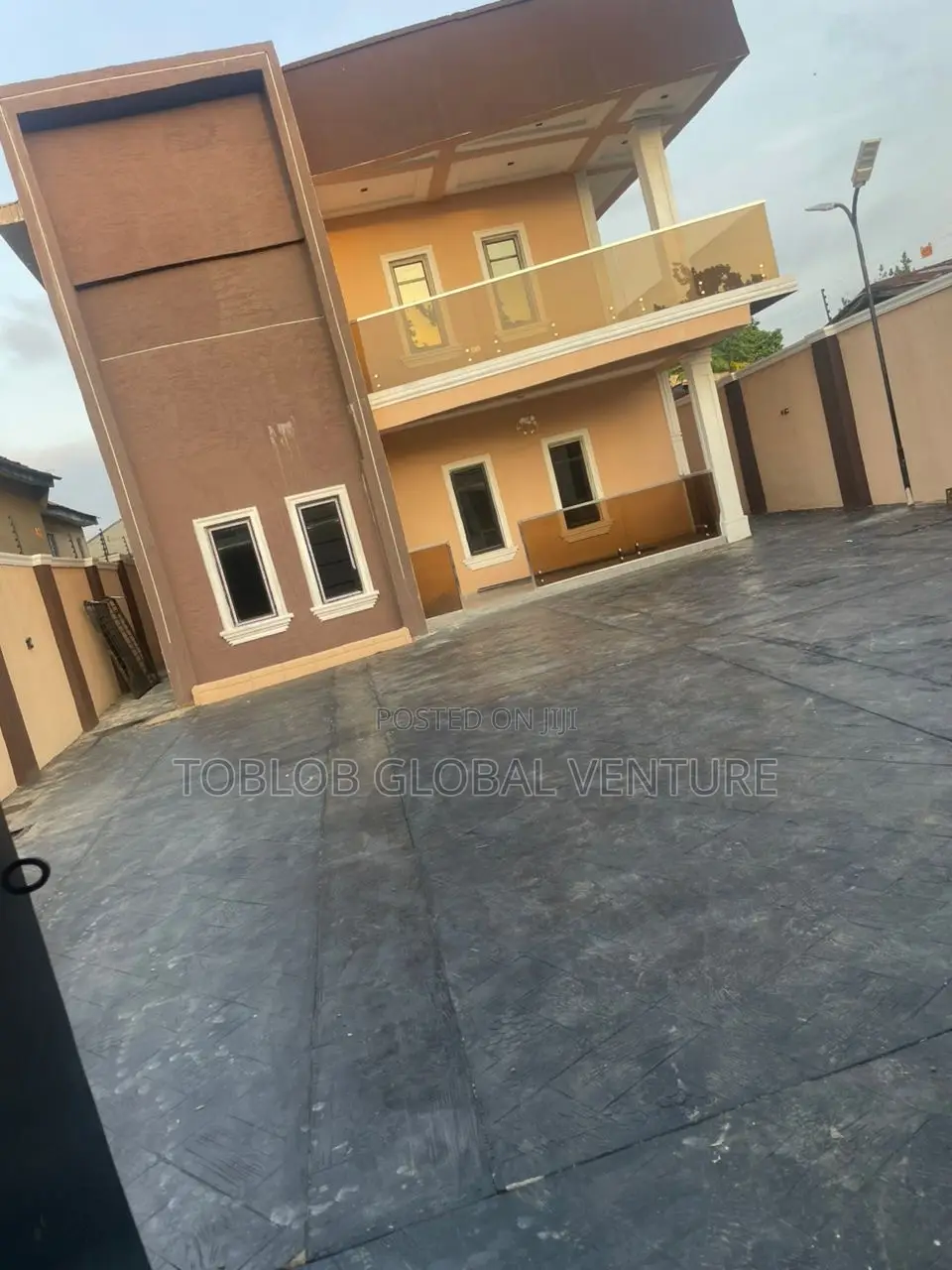 5bdrm Duplex in Heritage Estate, Oluyole for sale in Oluyole