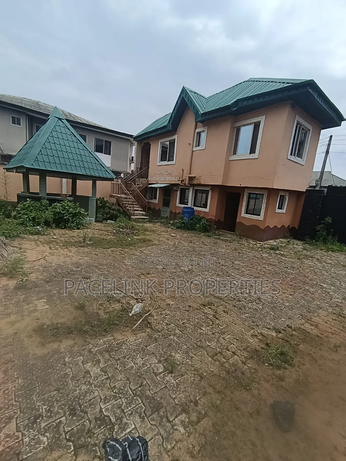 10bdrm Block of Flats in Baruwa Estate for sale in Baruwa