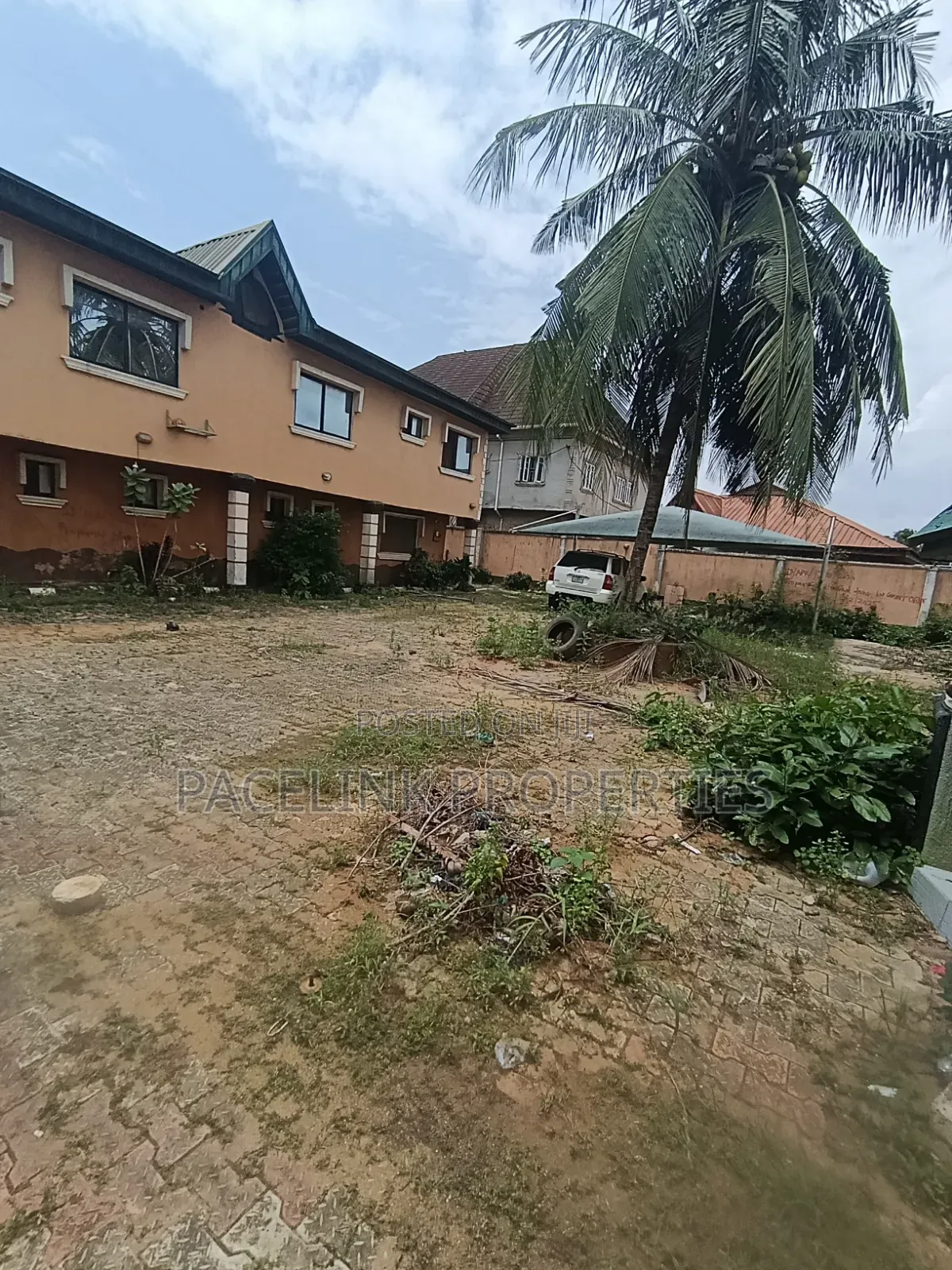 10bdrm Block of Flats in Baruwa Estate for sale in Baruwa