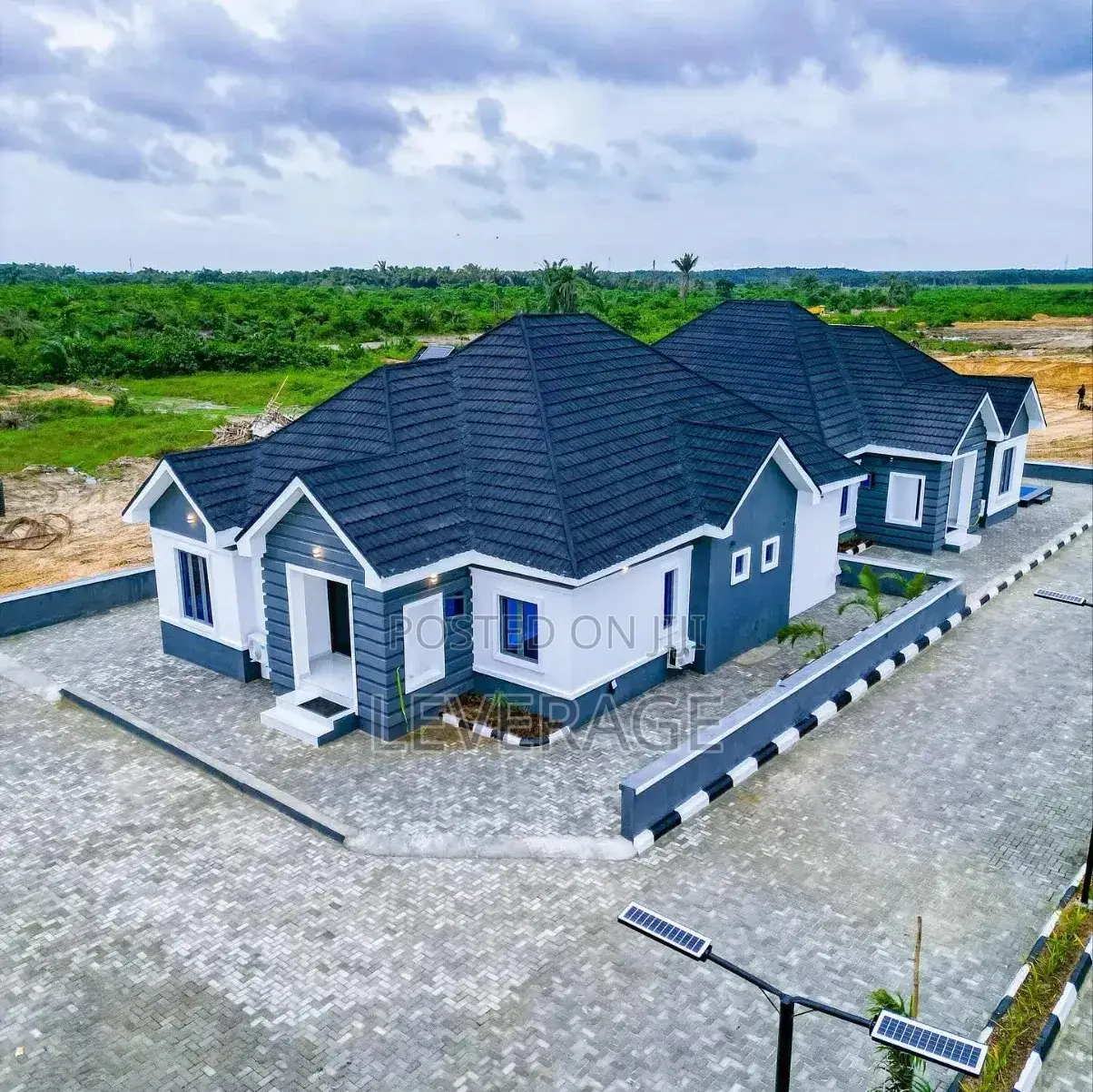 Furnished 3bdrm Bungalow in Lekki Avanna Phase for sale in Lekki Expressway