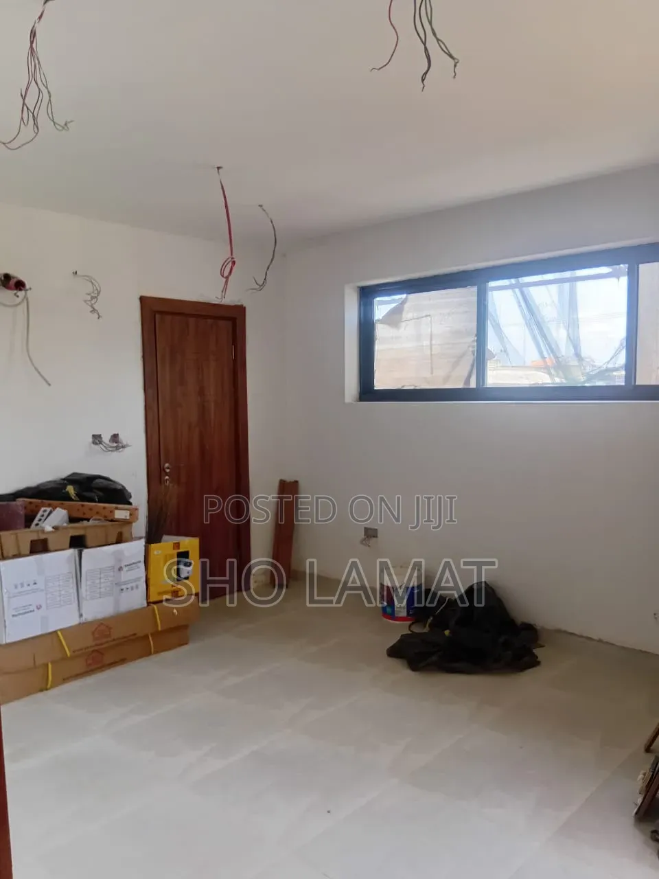 Studio Apartment in Adeola Hopewell for sale in Adeola Hopewell