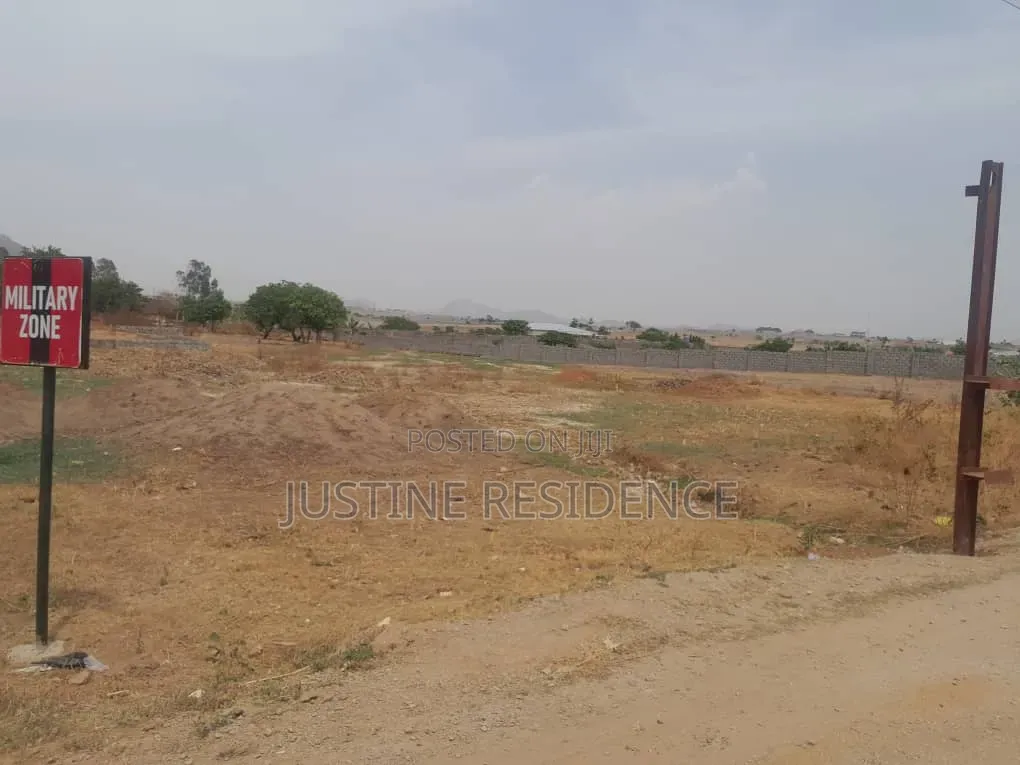 Land in Kuje in Kuje