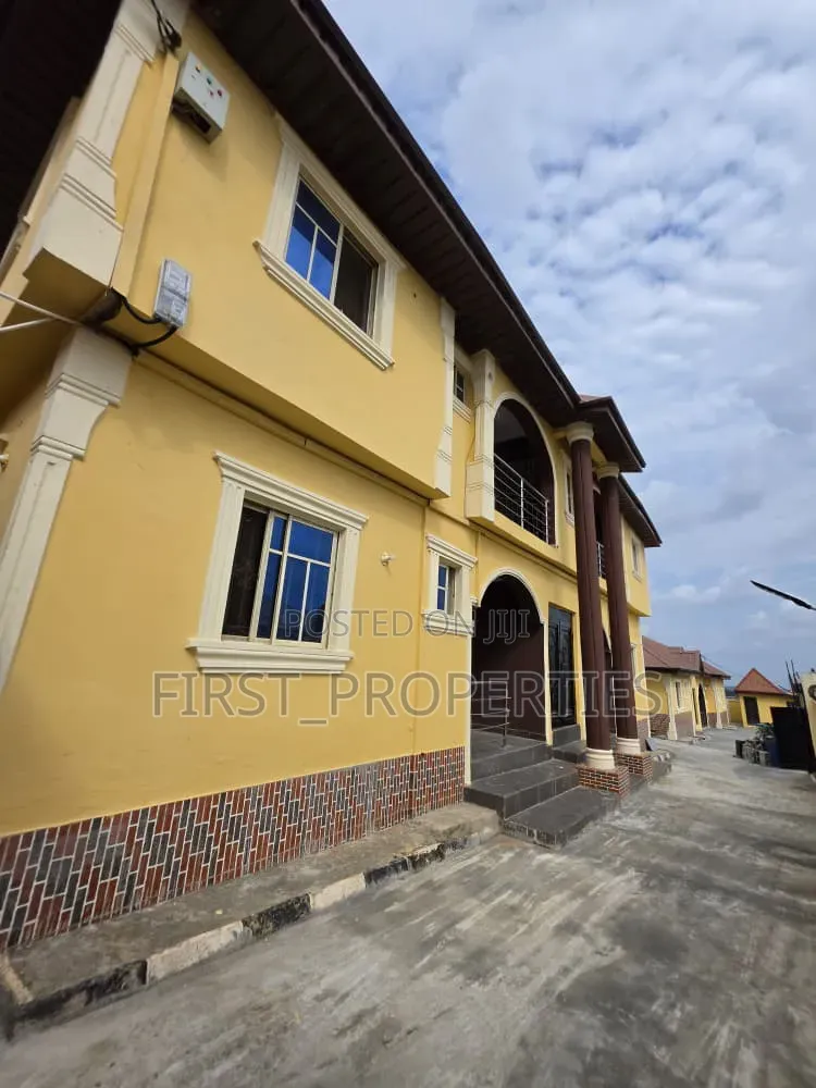Furnished 14bdrm House in Ologuneru Ibadan for sale in Ibadan