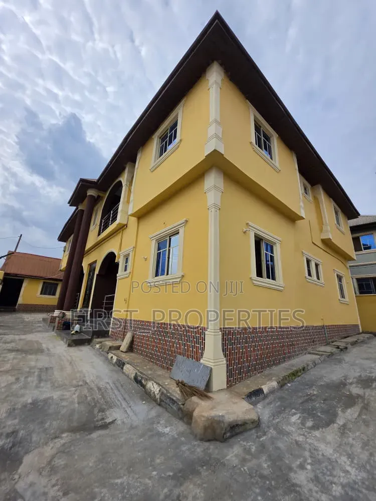 Furnished 14bdrm House in Ologuneru Ibadan for sale in Ibadan