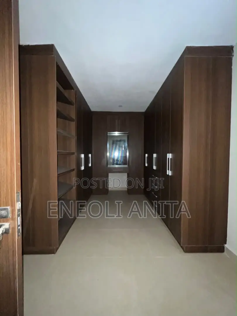 5bdrm Duplex in Wuye for sale in Wuye