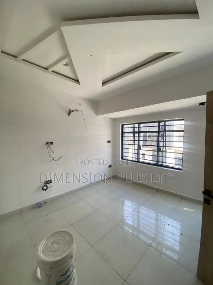 2bdrm Townhouse Terrace in Lekki for sale in Lekki
