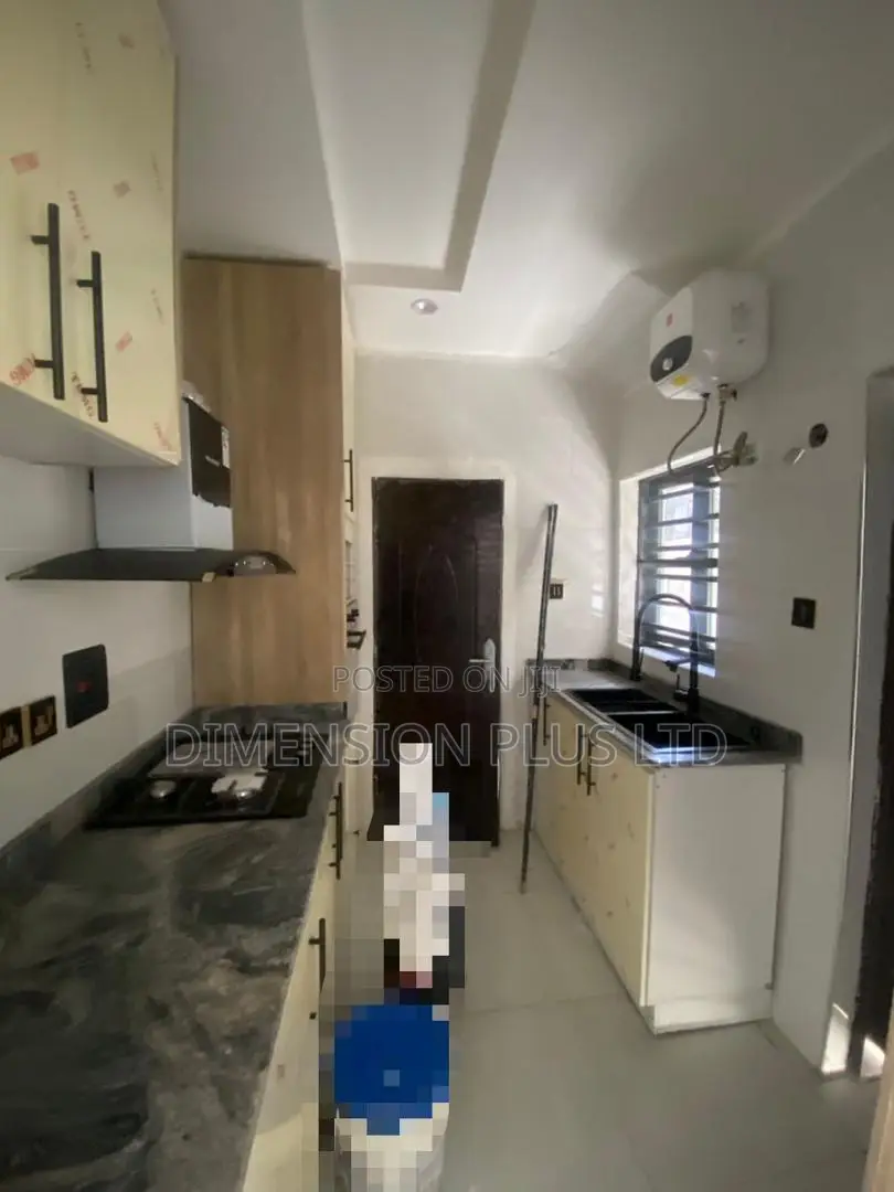 2bdrm Townhouse Terrace in Lekki for sale in Lekki