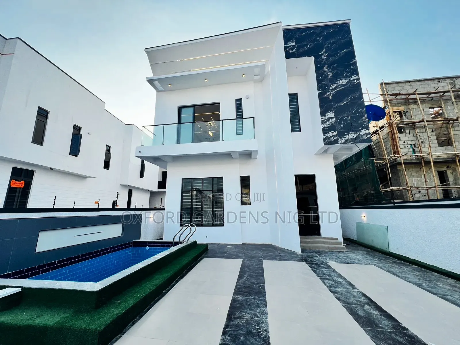 5bdrm Duplex in Ikota Gra Estate for sale in Ikota