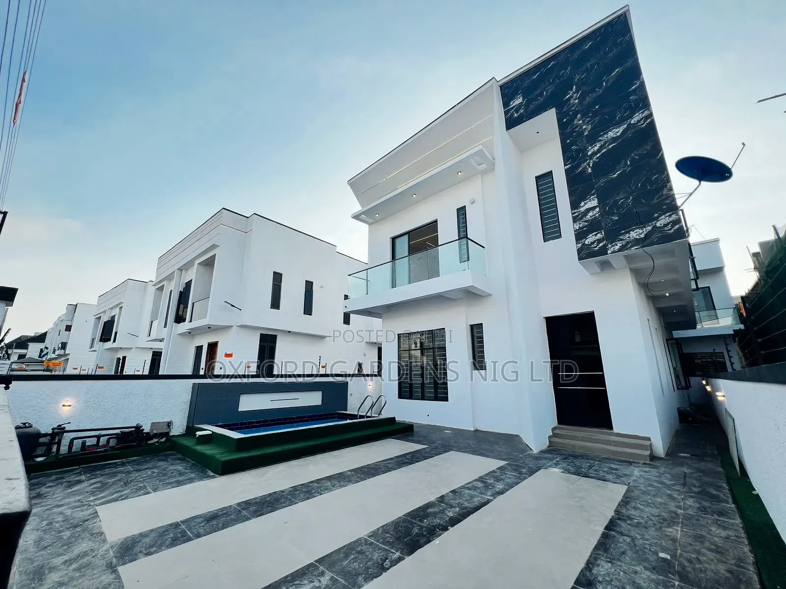 5bdrm Duplex in Ikota Gra Estate for sale in Ikota