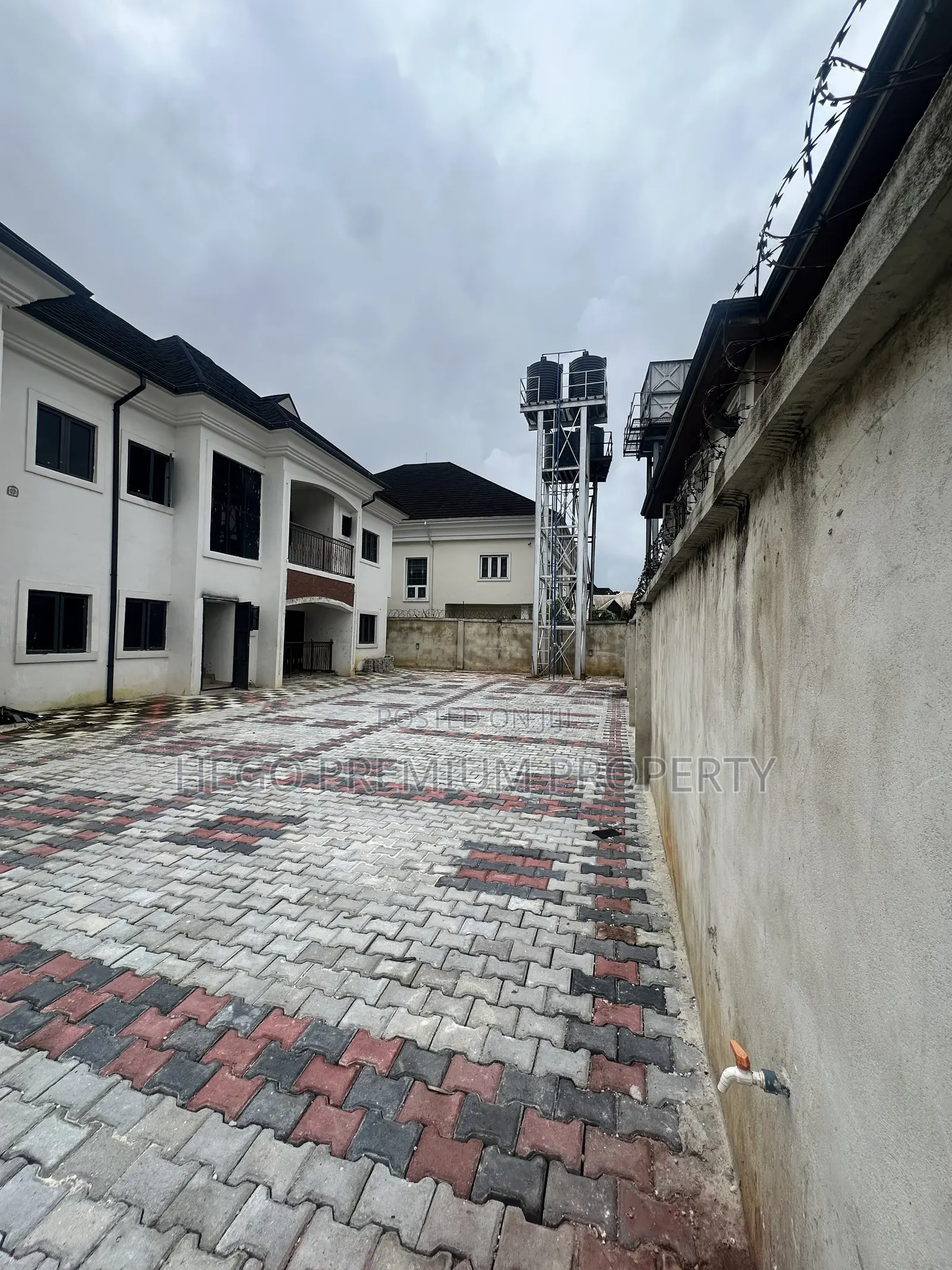 2bdrm Block of Flats in Rumpakulis, Obio-Akpor for rent in Obio-Akpor