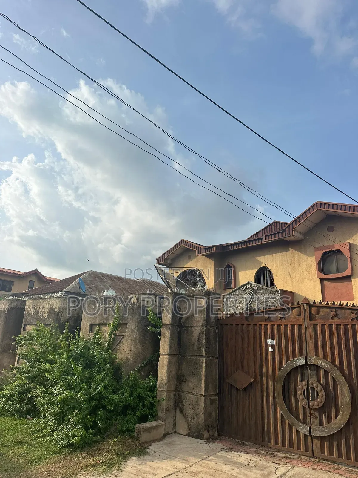 Furnished 5bdrm Duplex in Awoyemi, Ologuneru for sale in Ologuneru