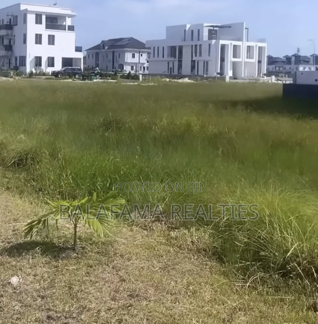 Water Front 800 SQM Land Corner Piece in Ikate