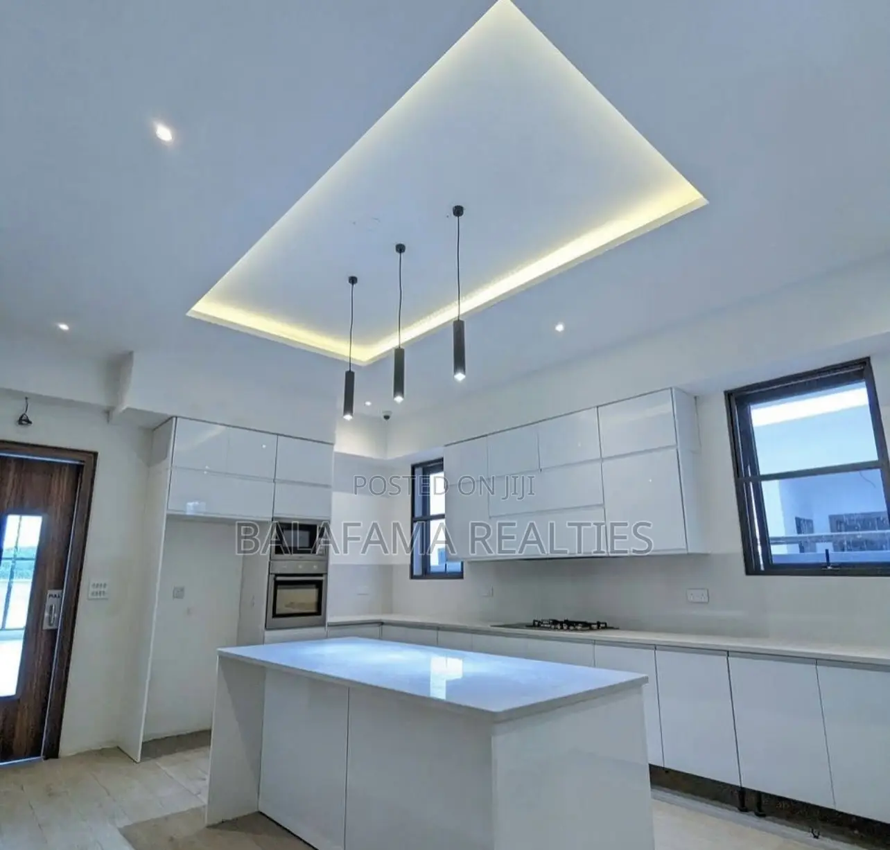 5bdrm Duplex in Ikate for sale in Ikate