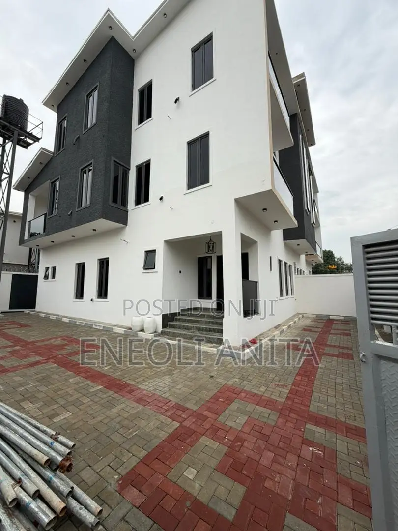 4bdrm Duplex in Wuse for sale in Wuse