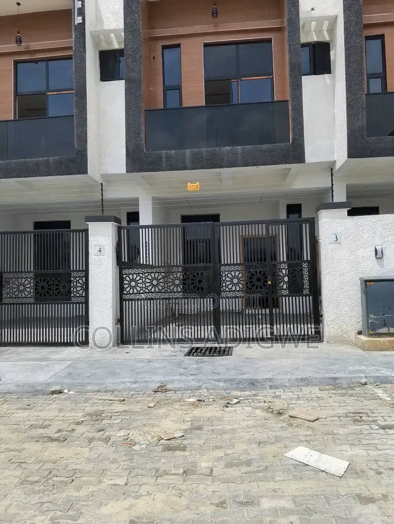 3bdrm Duplex in Abraham Adesanya for sale in Abraham Adesanya Estate
