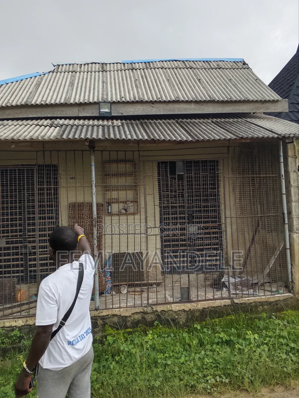 Furnished 3bdrm Bungalow in Oreta Estate, Igbogbo for sale in Igbogbo