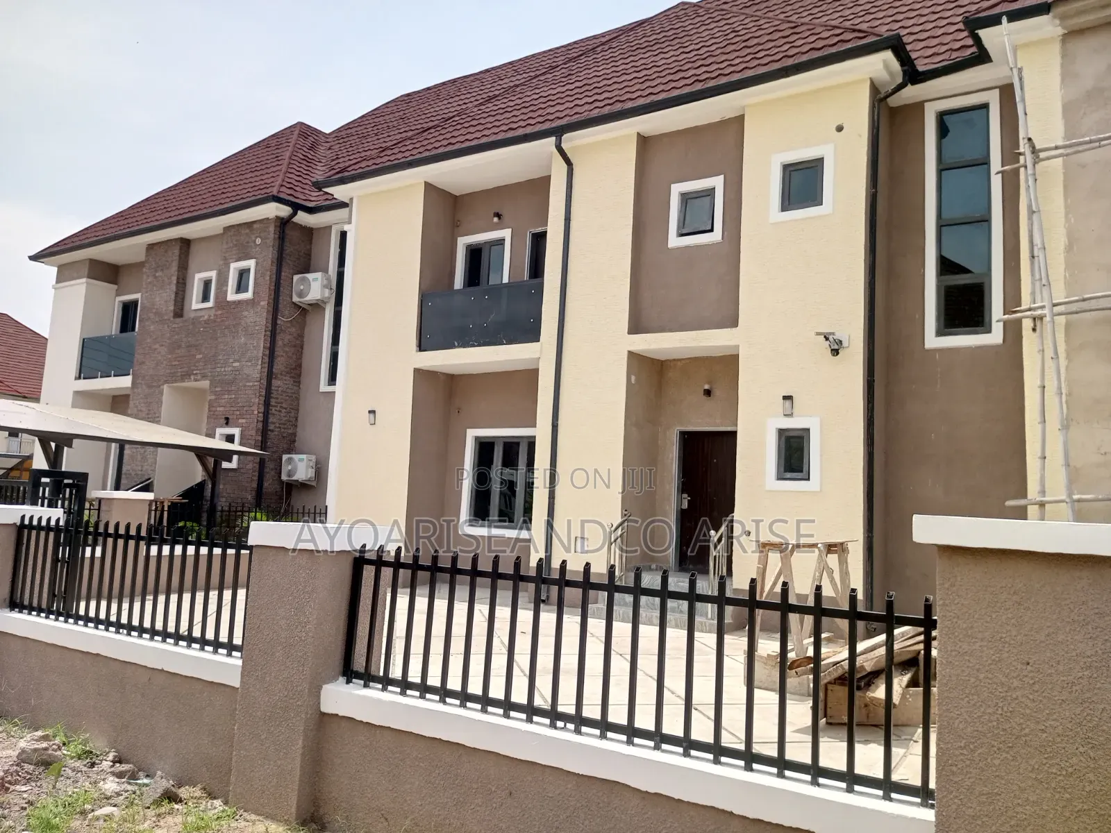 4bdrm Duplex in River Park, Lugbe District for sale in Lugbe District