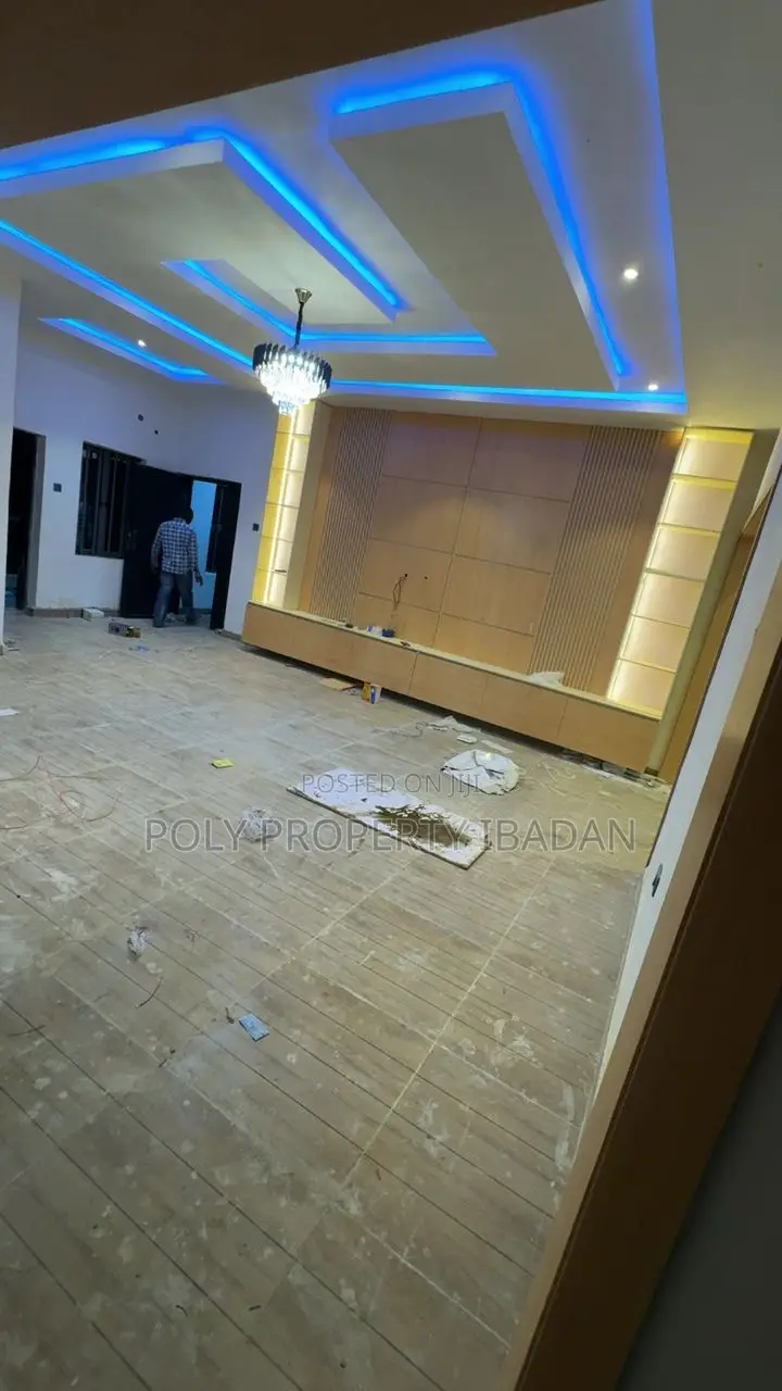 2bdrm Apartment in Eleyele for rent in Eleyele