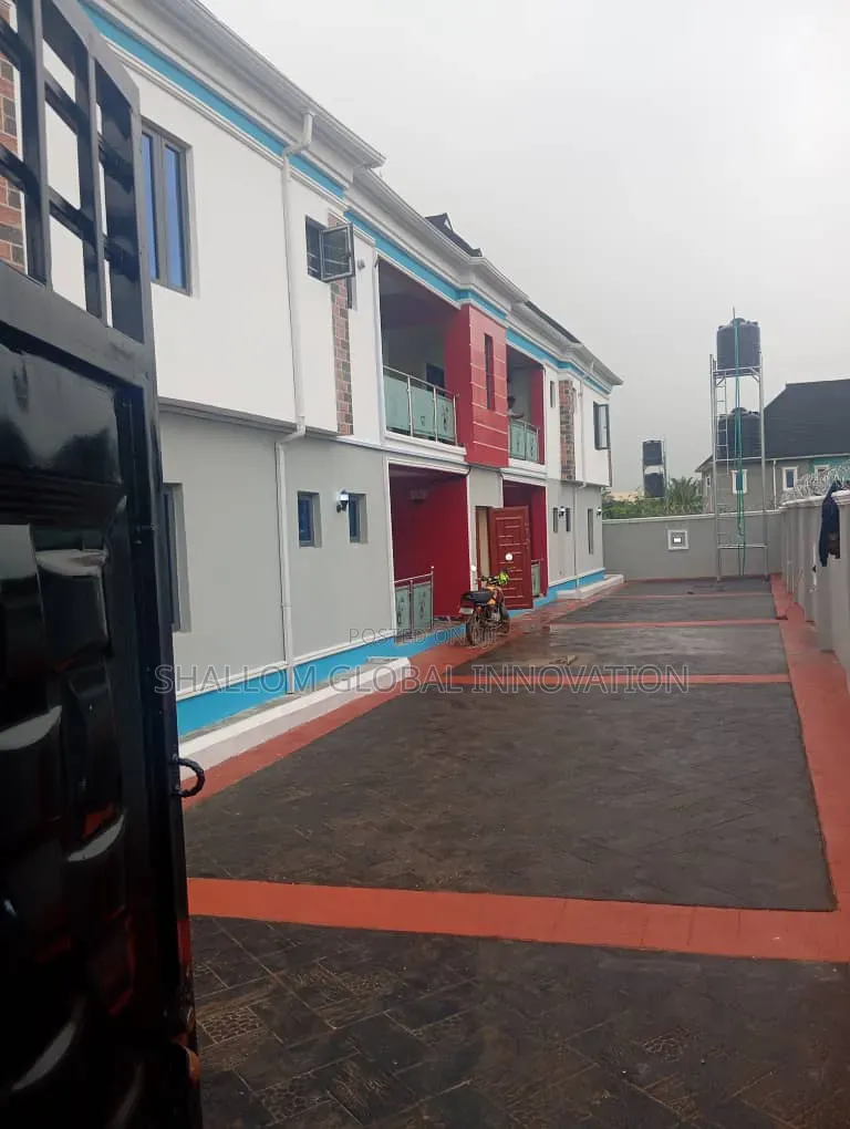 3bdrm Block of Flats in God'S City, Akobo for rent in Akobo