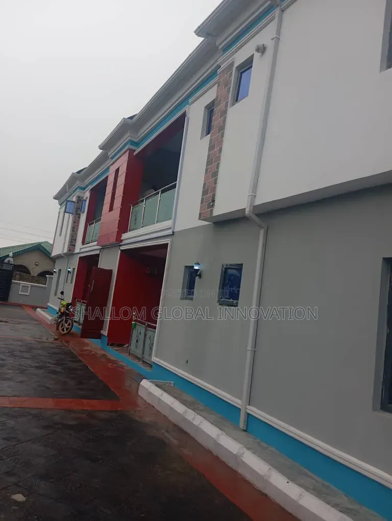 3bdrm Block of Flats in God'S City, Akobo for rent in Akobo