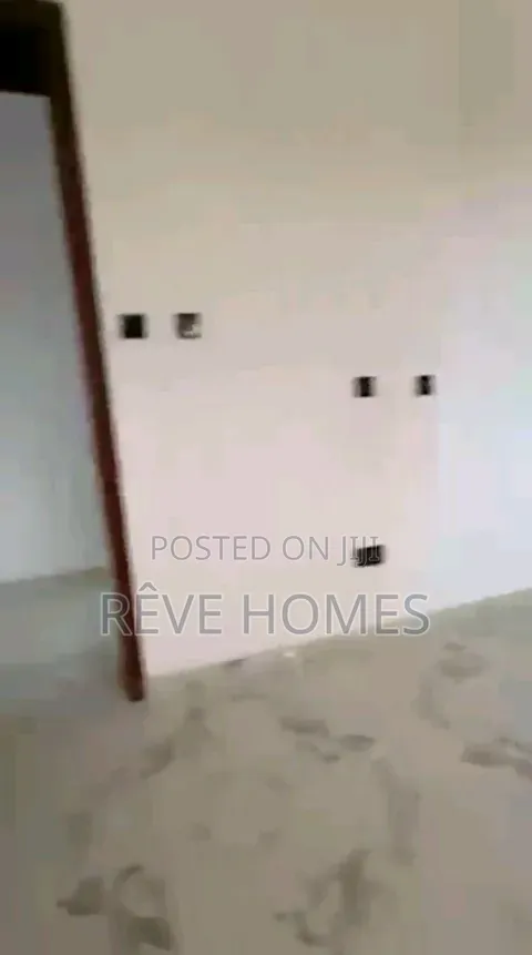Furnished 3bdrm Block of Flats in Alaka Estate for rent in Alaka Estate