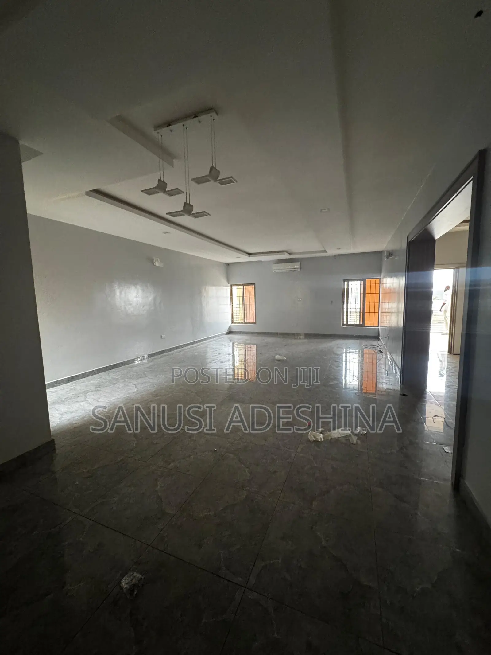5bdrm Duplex in Wuse Zone Fct Abuja for sale in Wuse