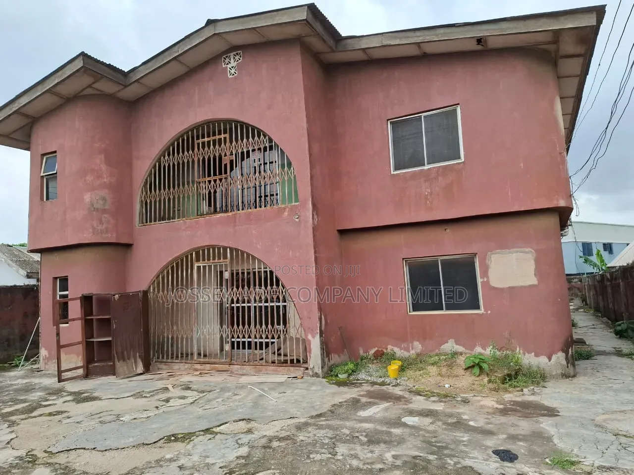 3bdrm Block of Flats in Abule Egba for sale in Abule Egba