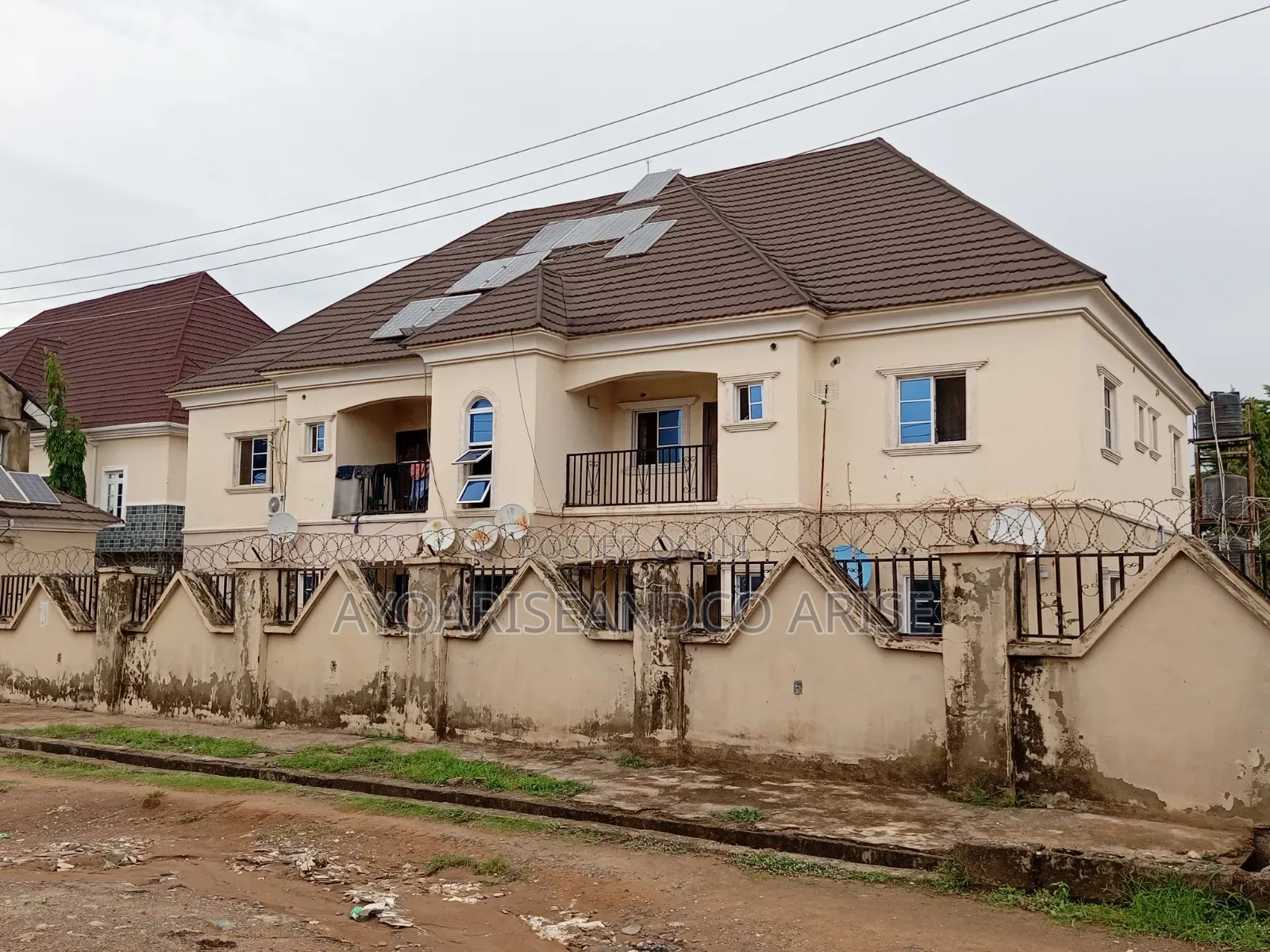 11bdrm Block of Flats in Lugbe Fha for sale in Lugbe District