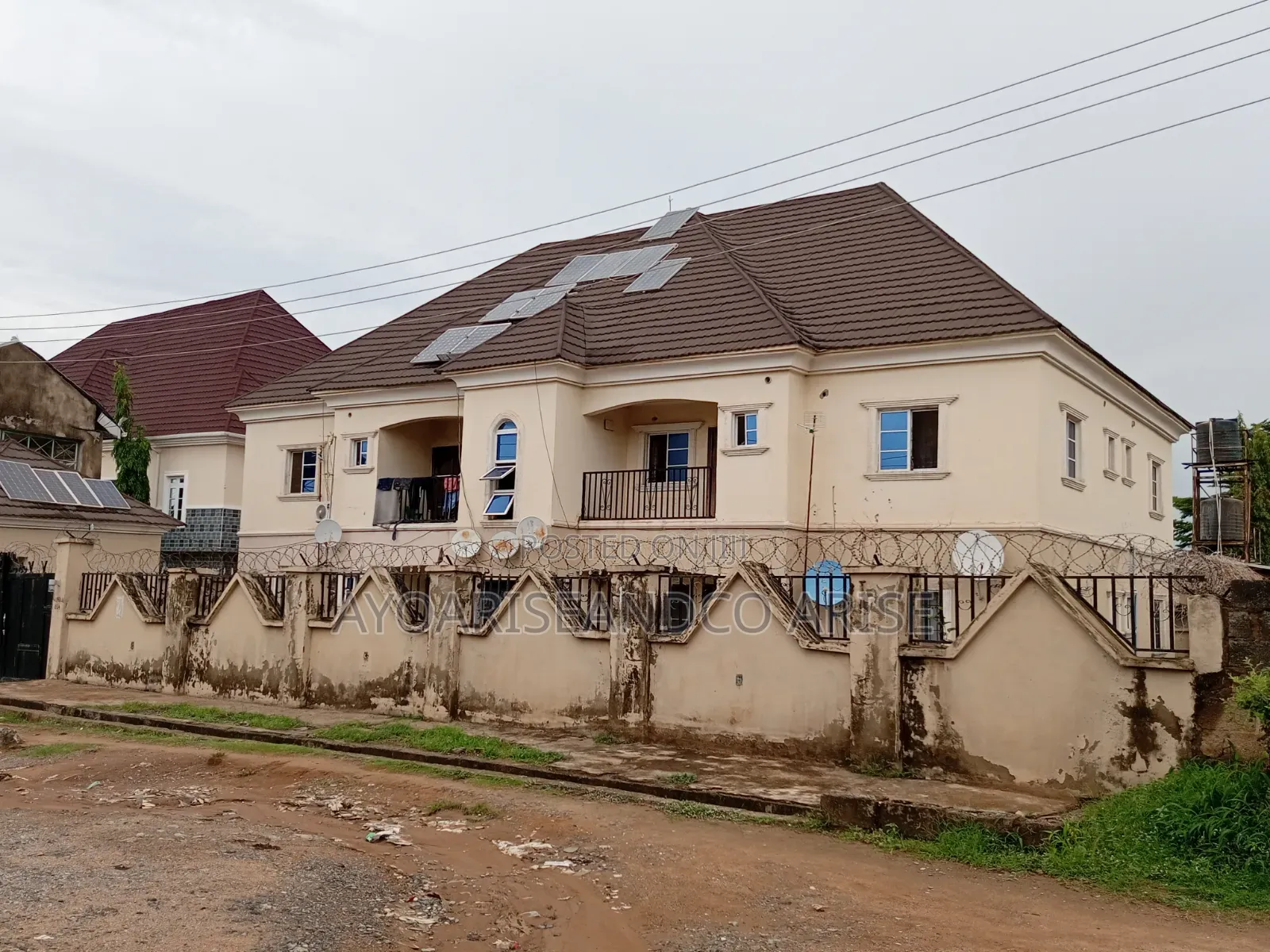 11bdrm Block of Flats in Lugbe Fha for sale in Lugbe District