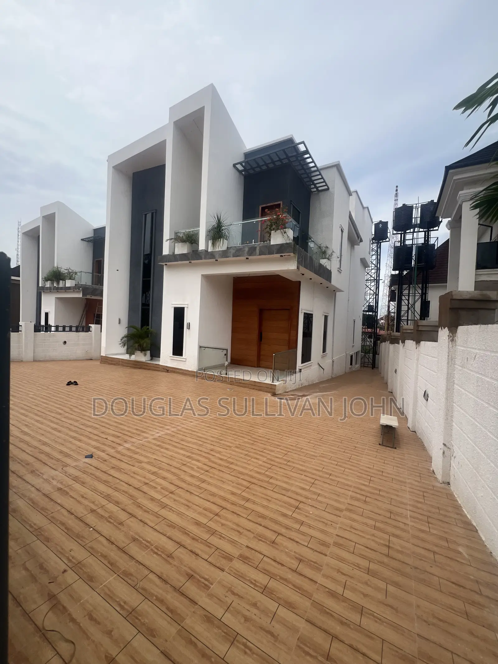 6bdrm Duplex in Independence Layout, Enugu for sale in Enugu